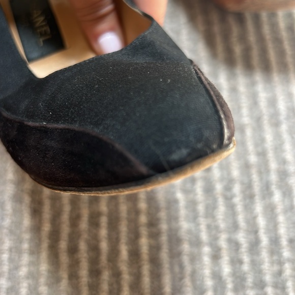 Vintage Chanel Pumps - Picture 8 of 11